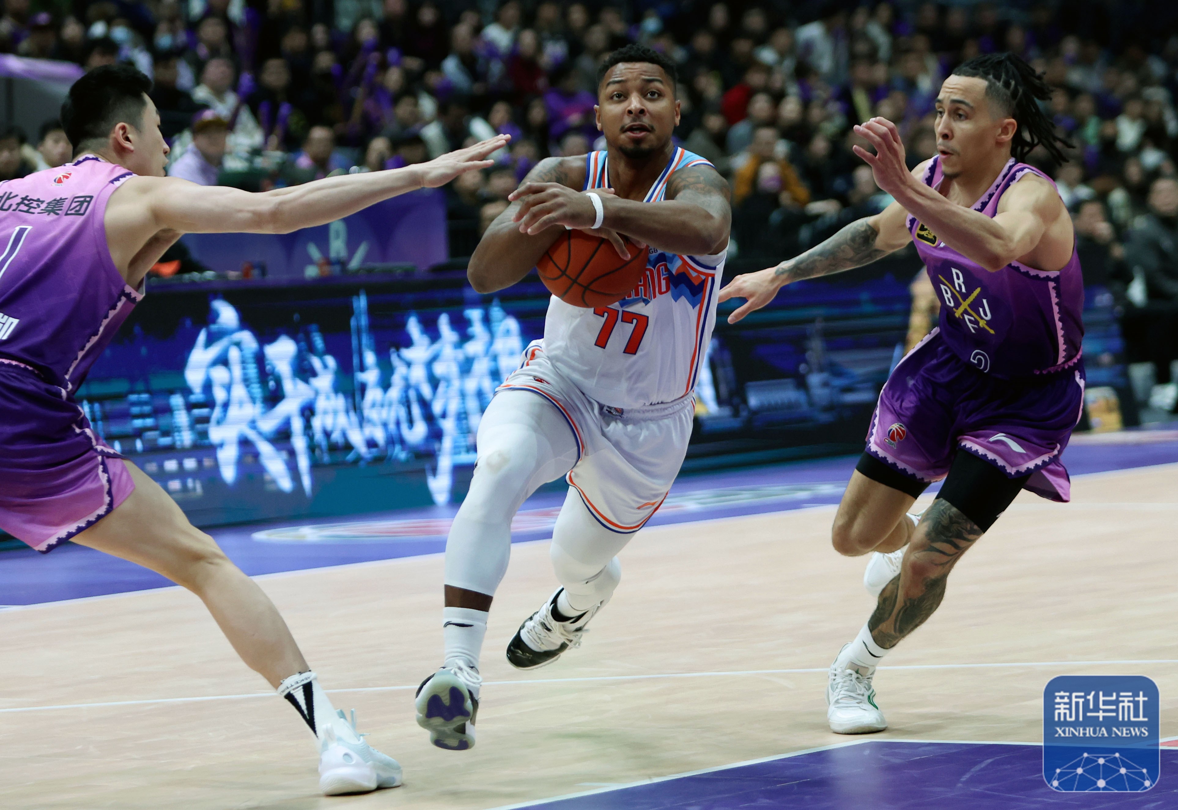 爱游戏中国-今晨NBA季后赛焦点战,亚特兰大官宣签约,信心回归,球队文化再被提及(今日nba战况最新消息)