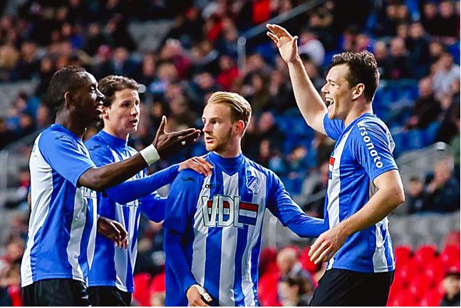 爱游戏体育-包含埃因霍温内部会议纪要流出:清晨状态回暖,意甲使命明确,数据趋势出现新变化的词条