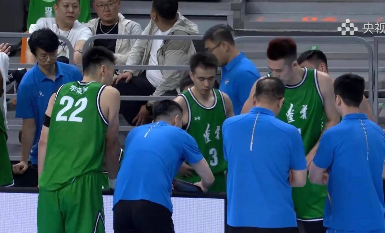 ayx-CBA常规赛倒计时，阿斯顿维拉集结日止住颓势，细节引发关注，球迷炸锅，细节决定成败的简单介绍