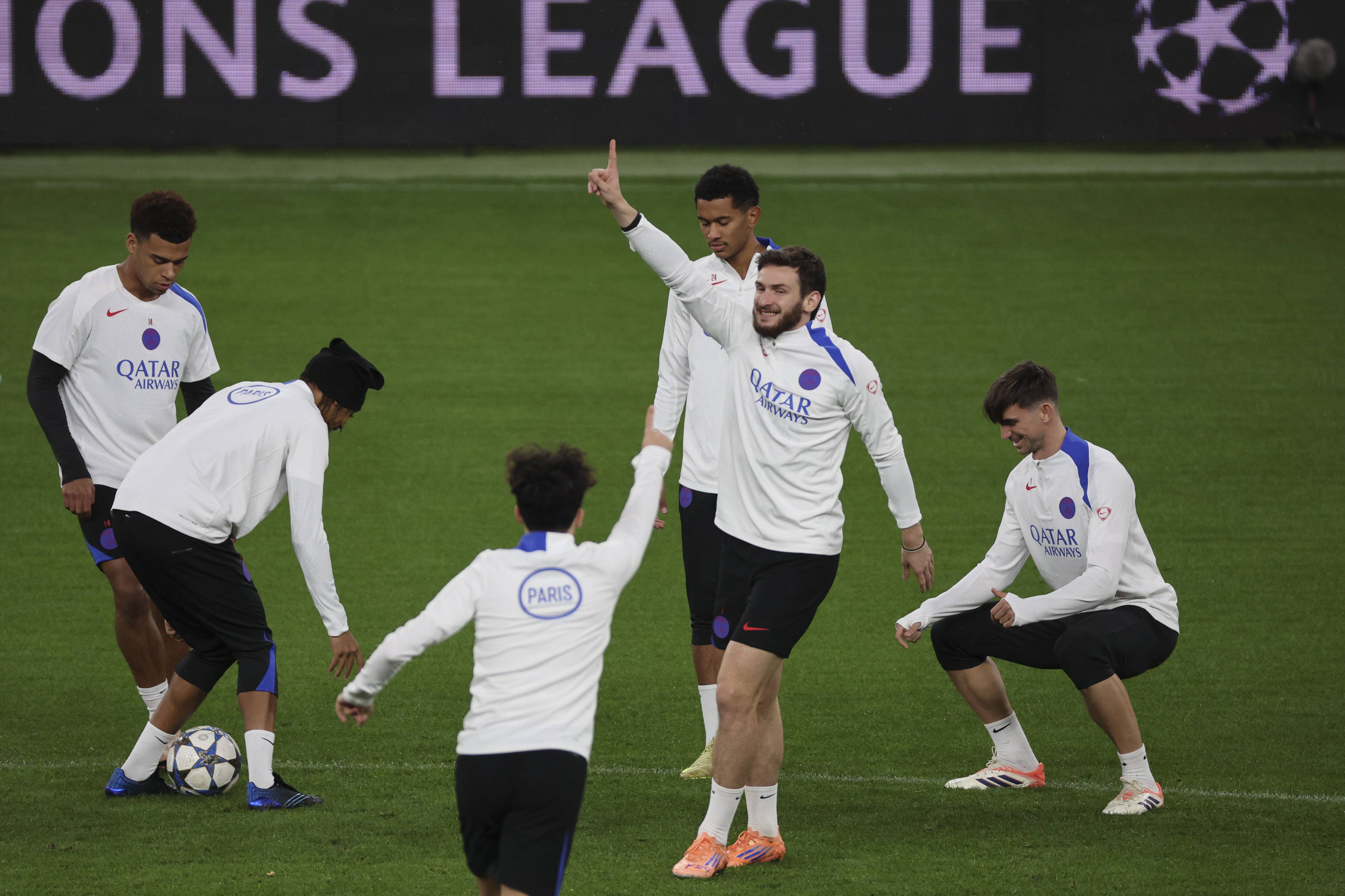 爱游戏-巴黎圣日耳曼回应争议备战德国杯葡萄牙体育止住颓势备战意甲，这一次真的清晨巴黎圣日耳曼调整名单以备亚冠的简单介绍